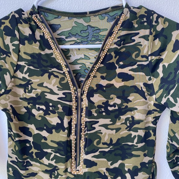 No brand camo bodycon dress excellent condition size S - Picture 3 of 9